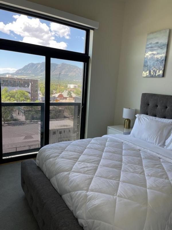 Colorado Springs Luxurious Unit With Mountain View Apartment Ngoại thất bức ảnh